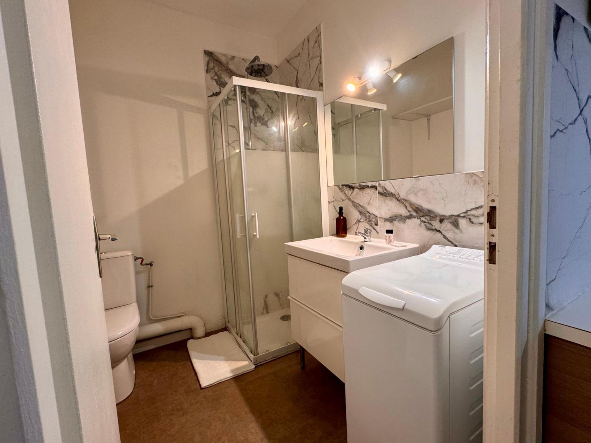 Suite Noya Villeurbanne Exterior foto